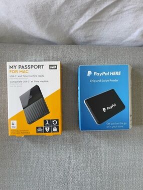 Mac Duggal Black and Yellow Portable Drive & Blue Card Reader Duo